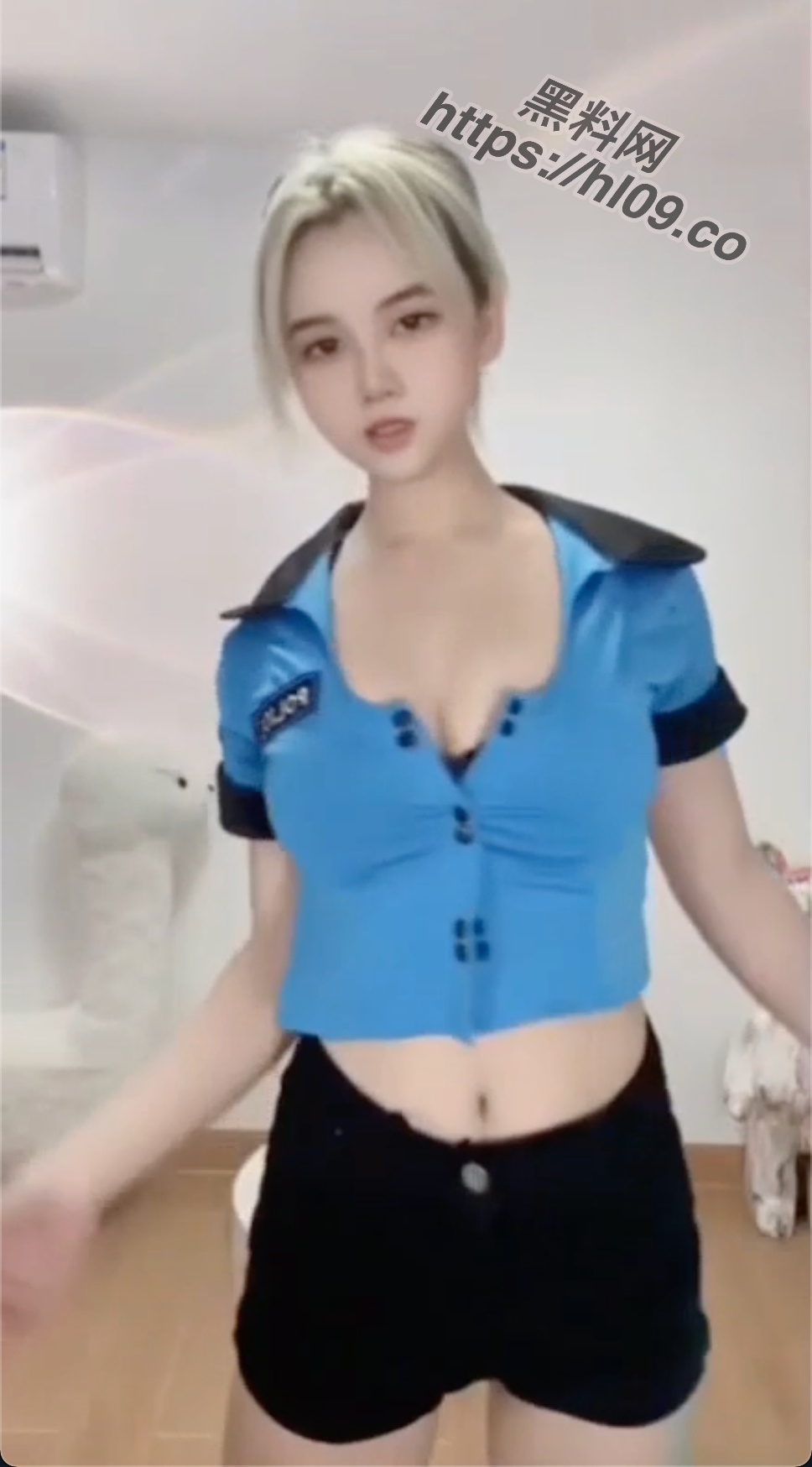 968X1748