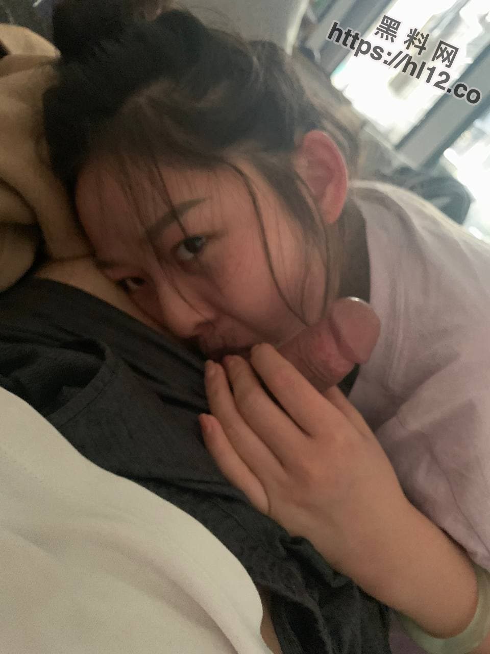 960X1280