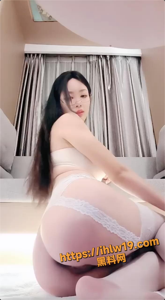 705X1280