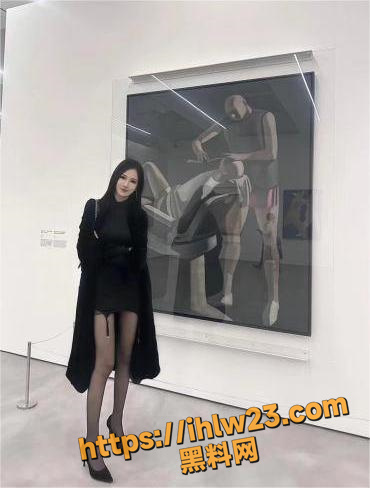 370X488