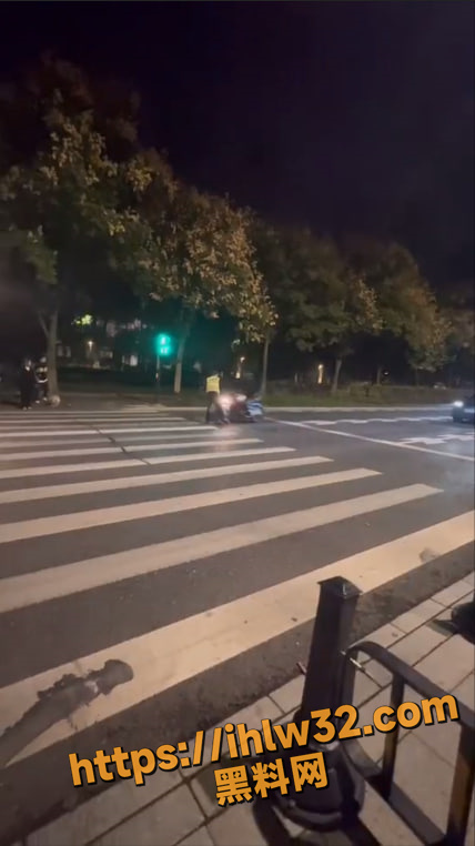 428X762