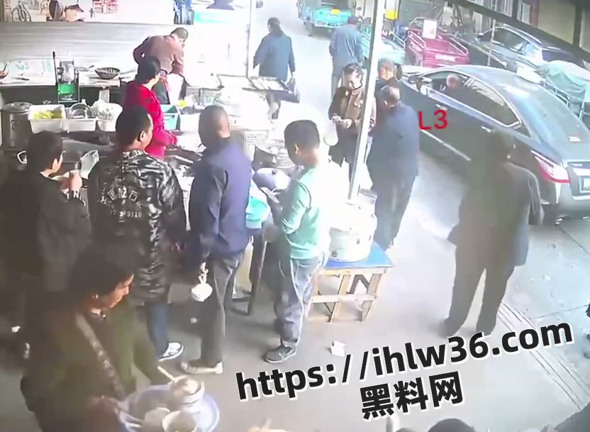 832X609