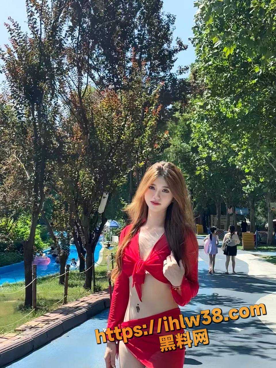 960X1280