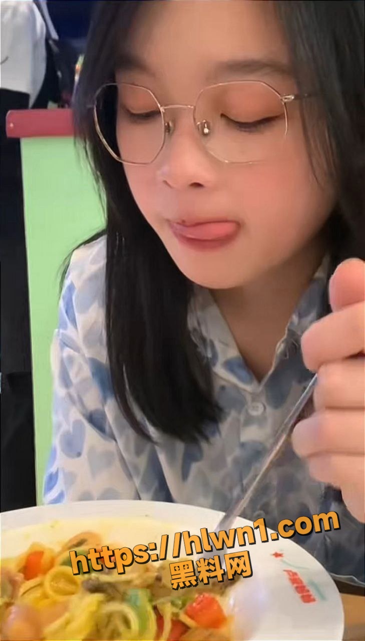 729X1280