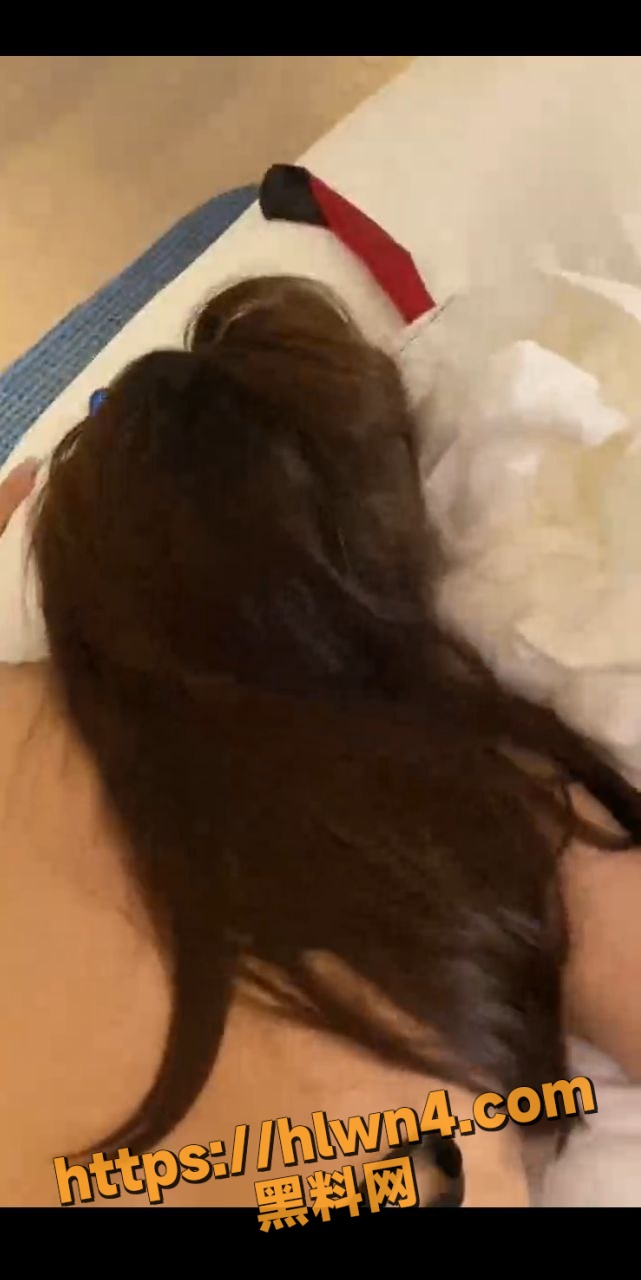 641X1280