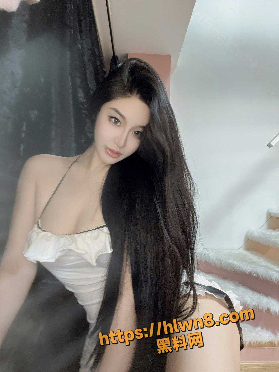 960X1280
