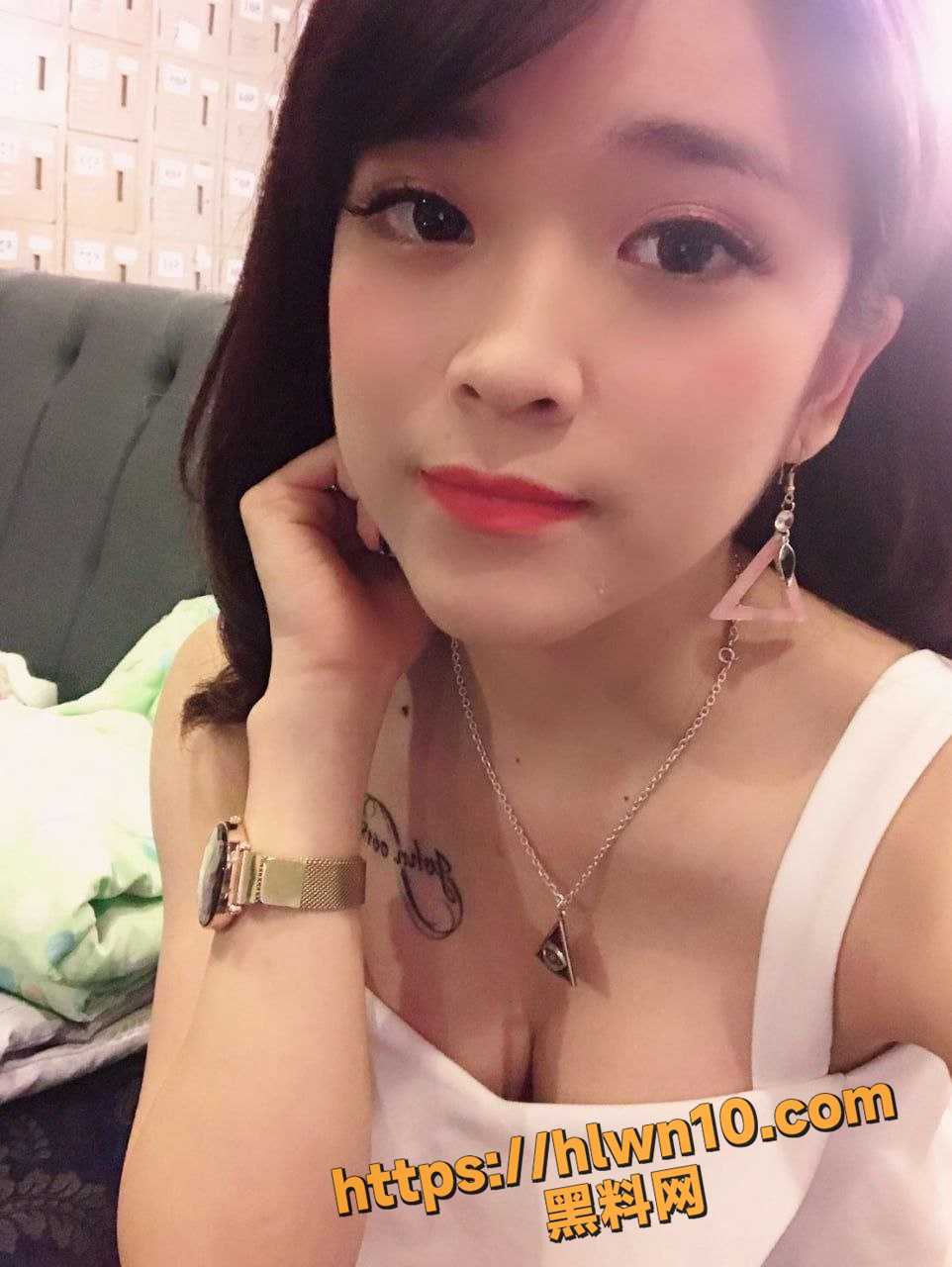 962X1280