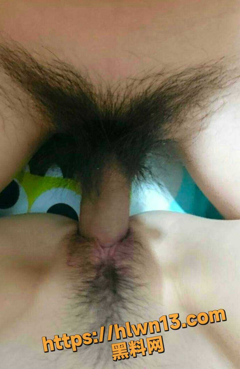 834X1280