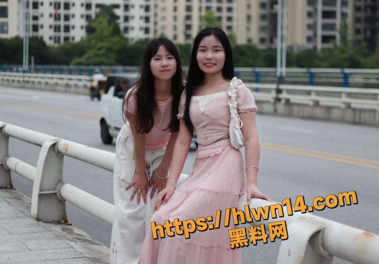 1280X892