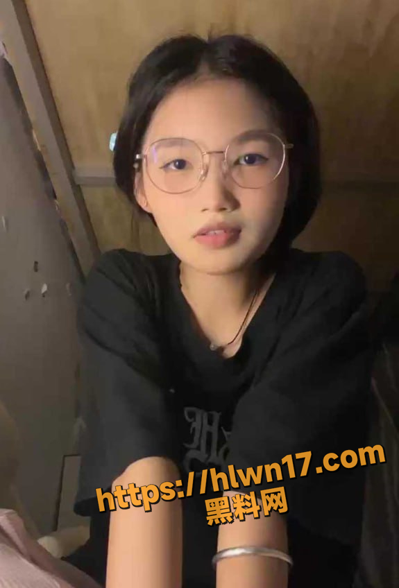 575X848