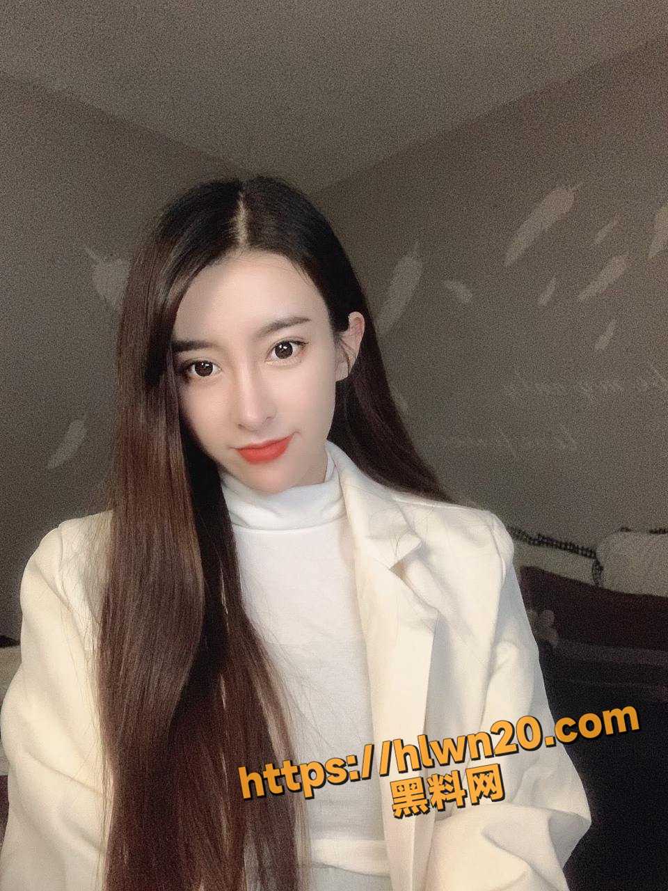 960X1280