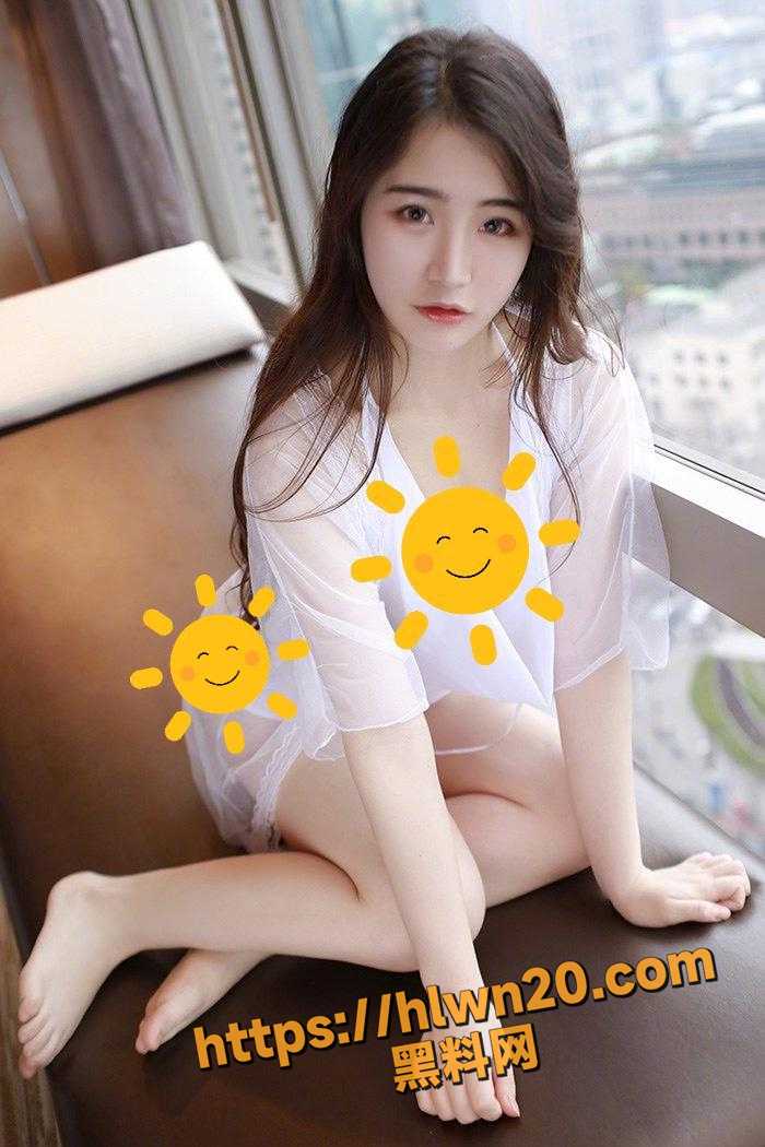 700X1050