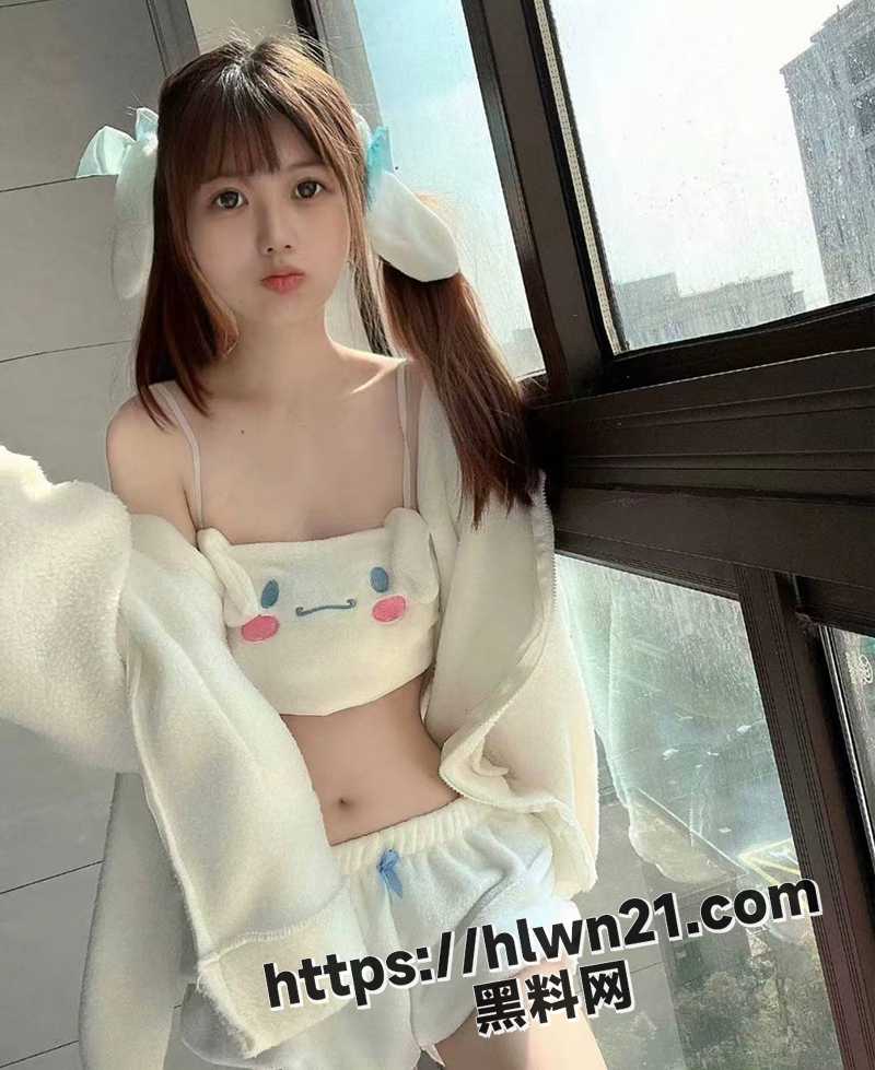 800X979