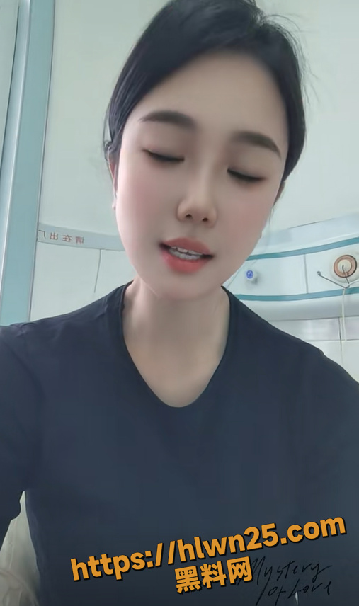 507X856