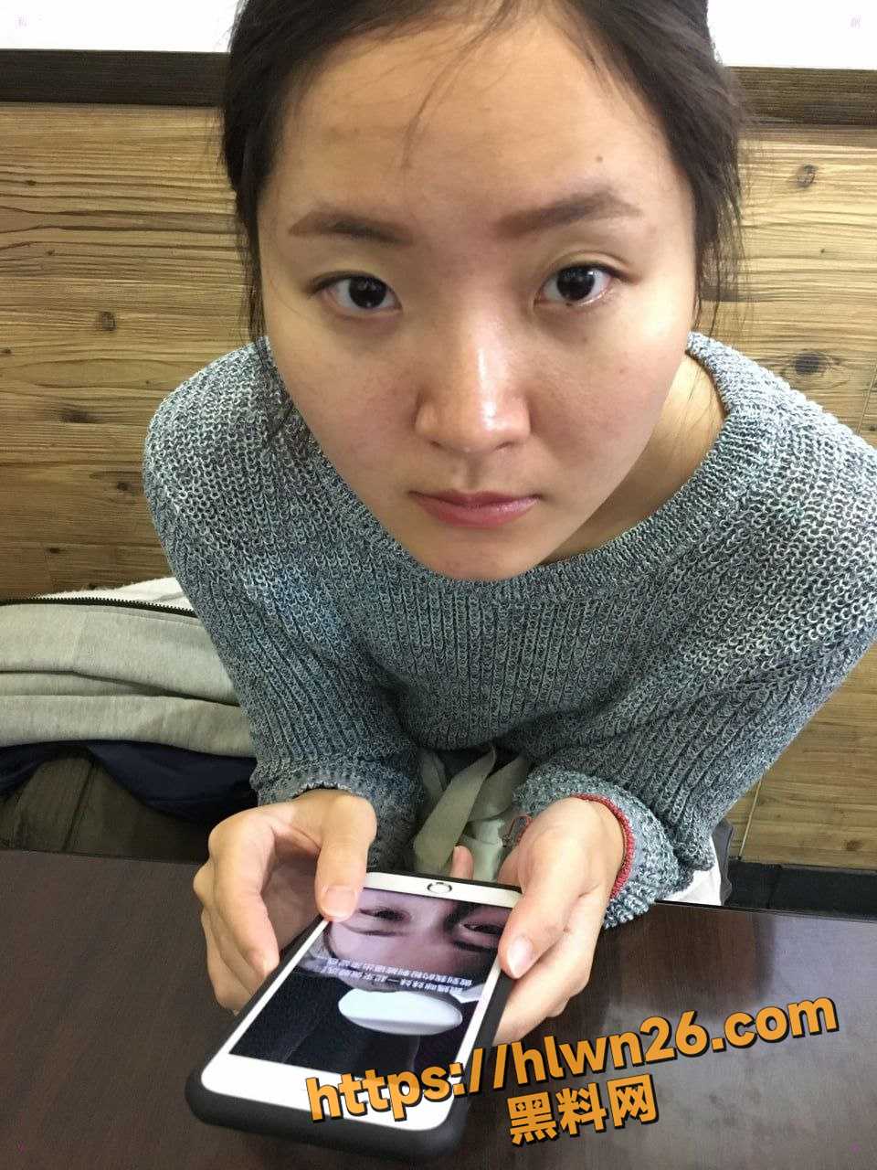 960X1280