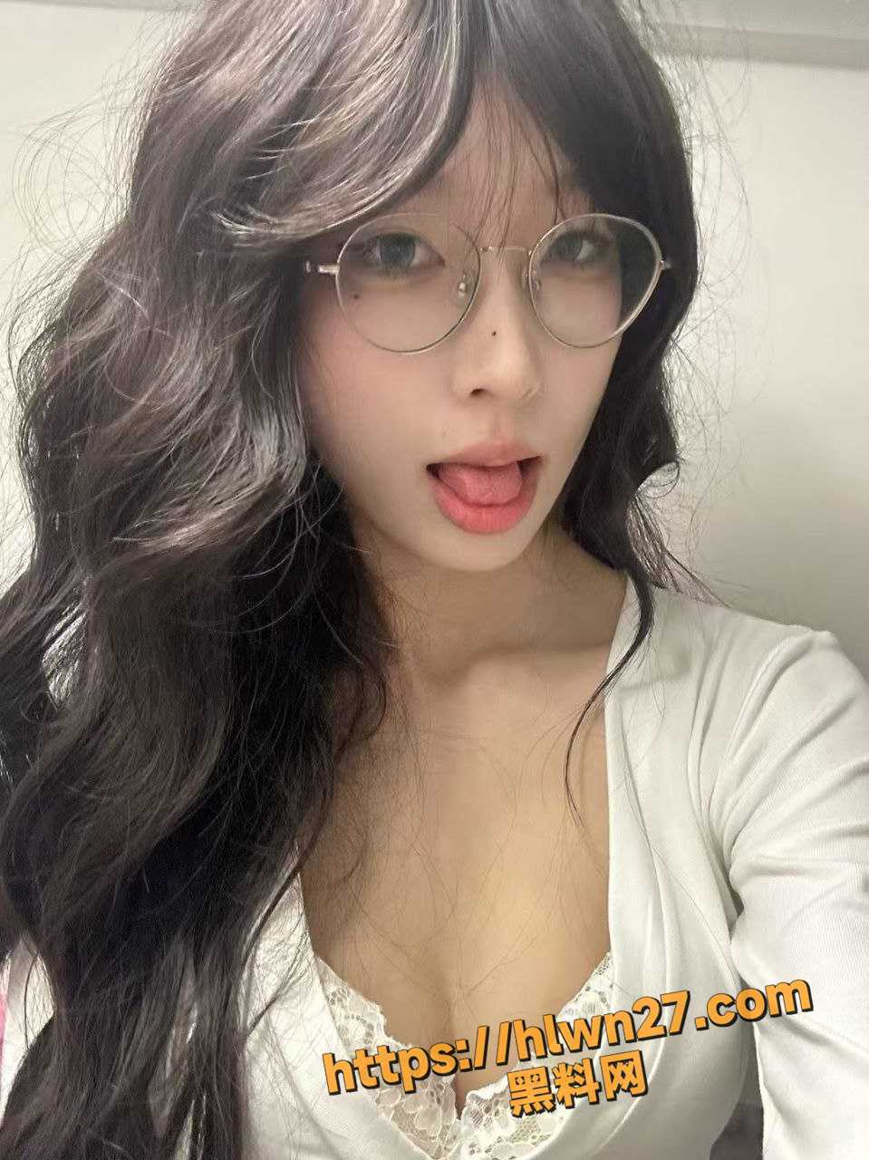 959X1280