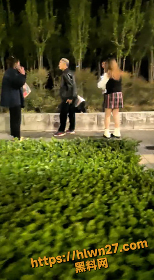 315X570