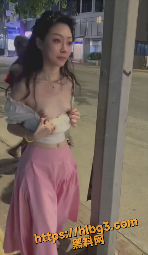 482X828