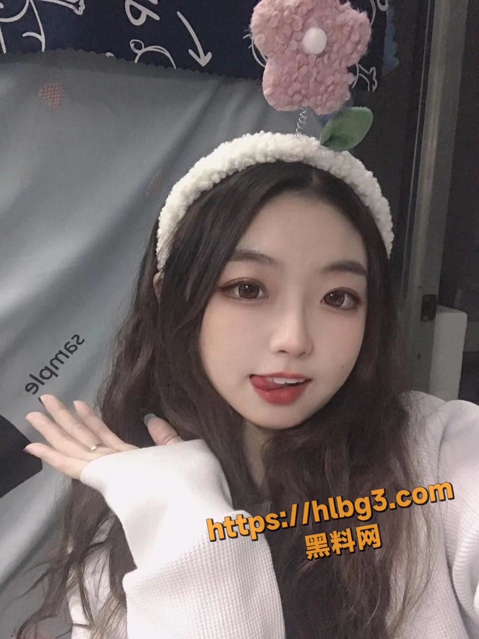 960X1280