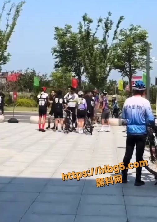 505X714
