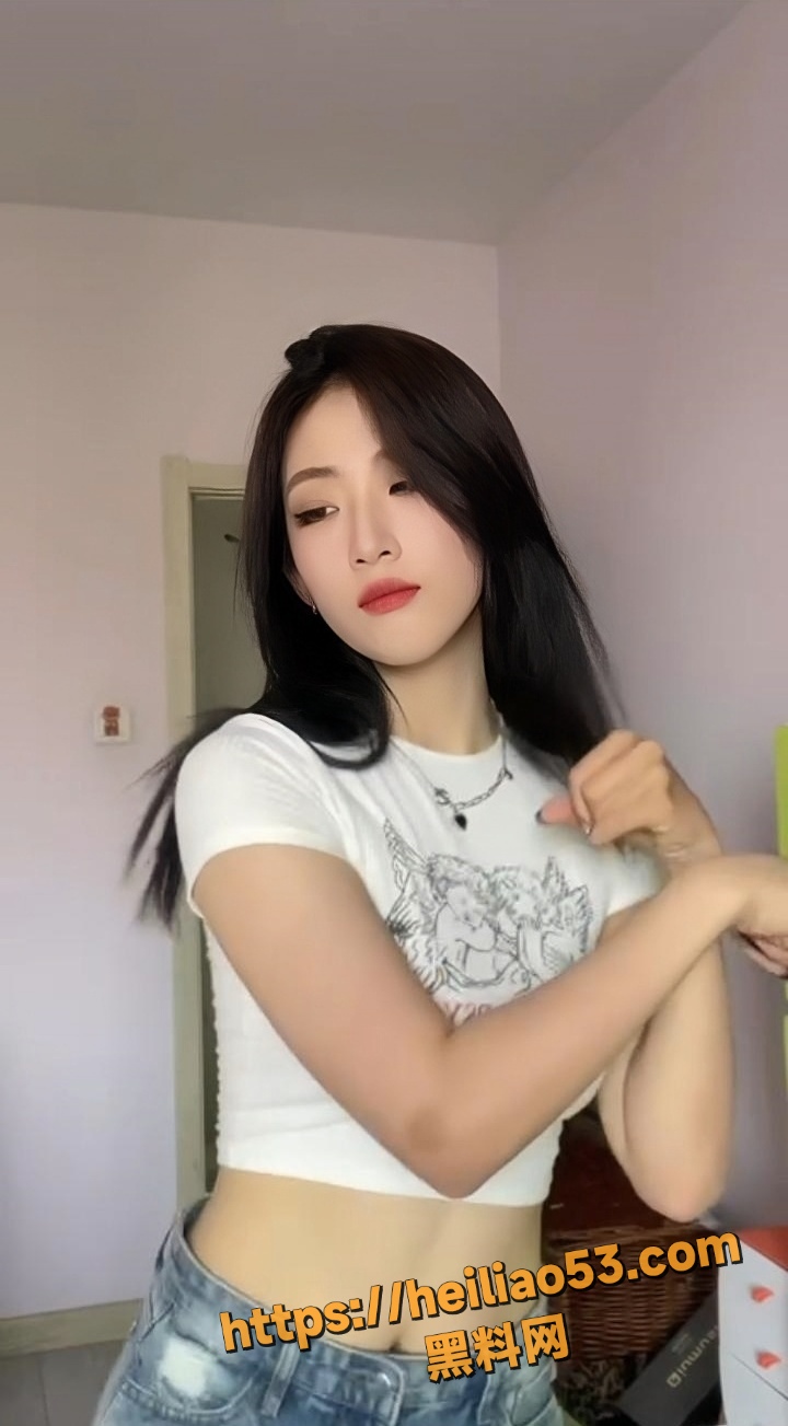 惠茜不雅视频2