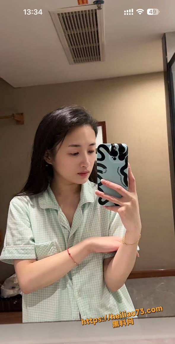 宸垚老公与胡美丽性爱视频7