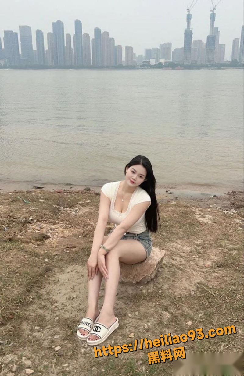 极品少妇 1