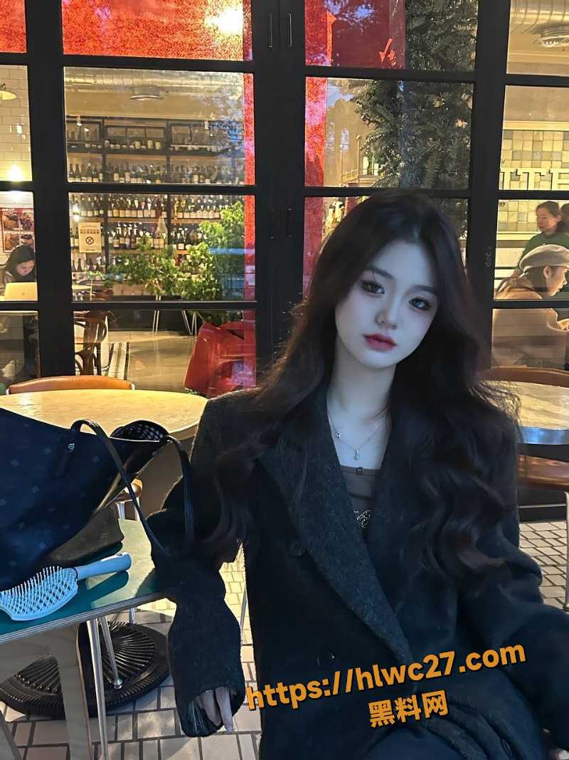 柳软软与金主口交性爱视频1