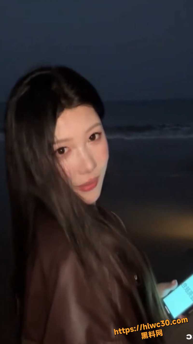 大尺度网红天才妙蛙种子私拍2