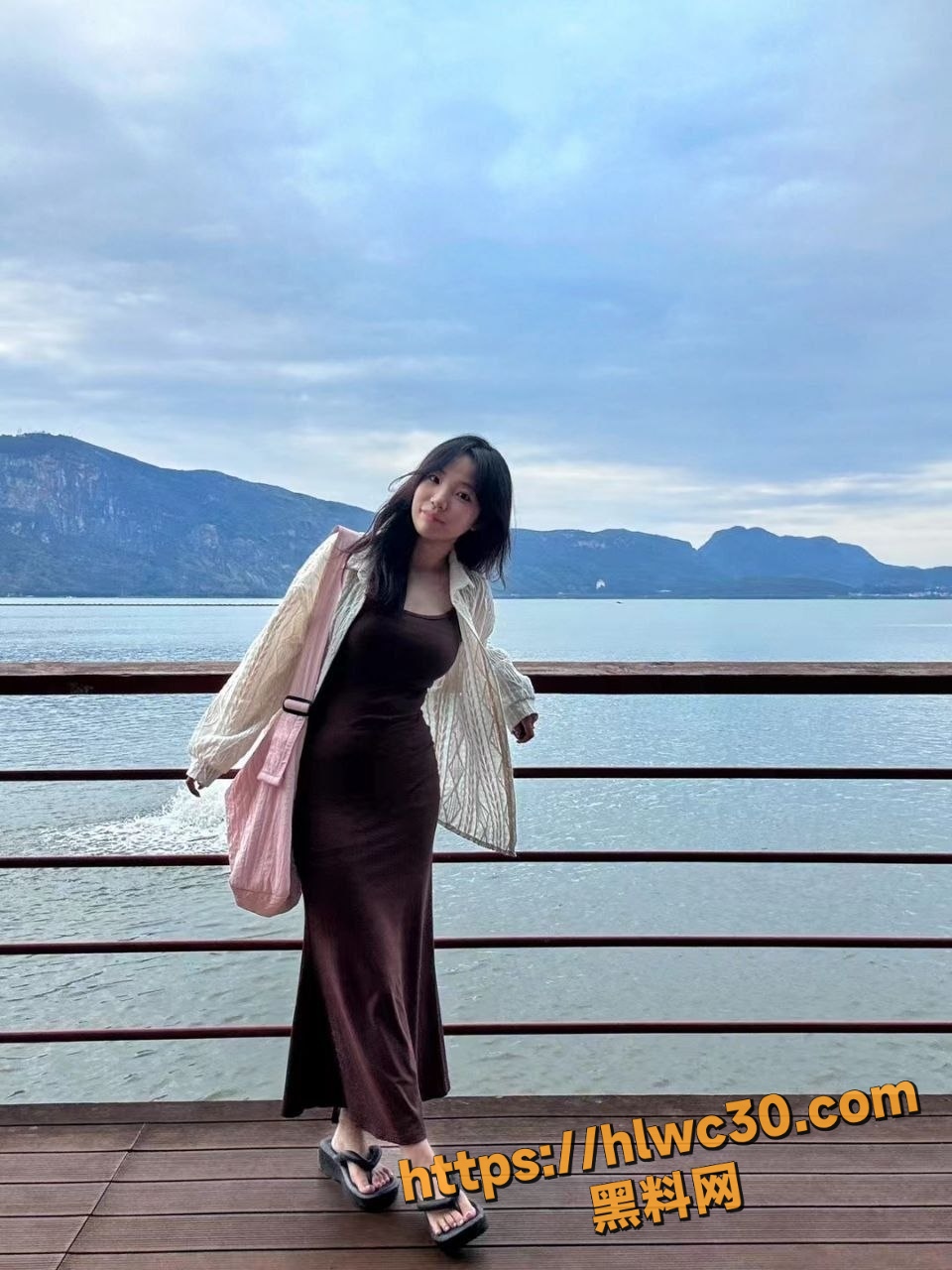 推特艺芋圆三通玩法2