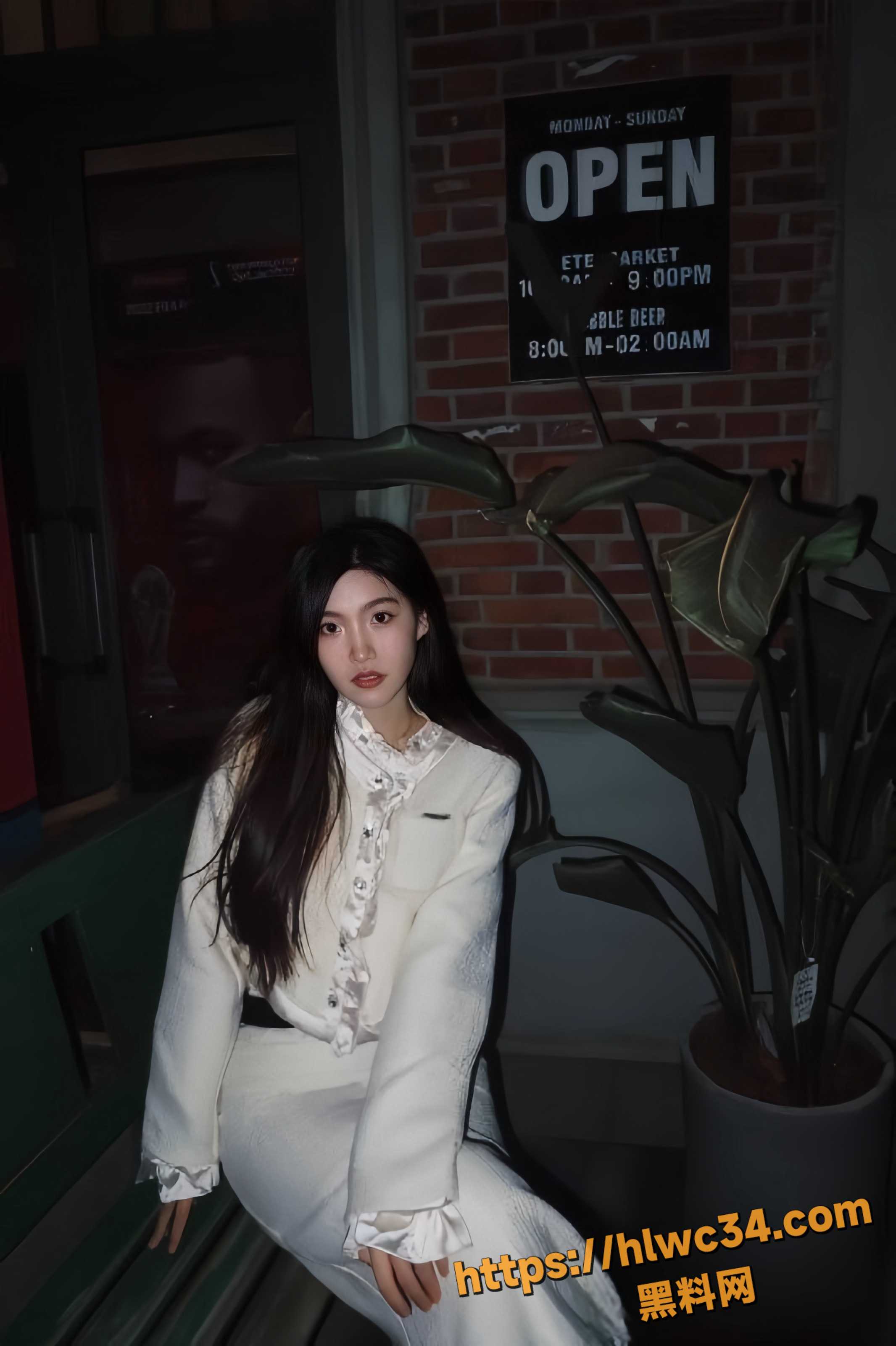 街头搭讪约炮黑丝少妇视频1